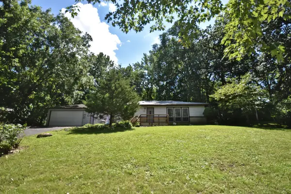 34W615 Illinois Street, St. Charles, IL 60174