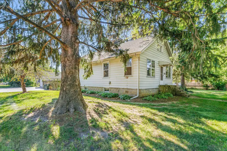 420 N Hugh Street, Plano, IL 60545 - #2