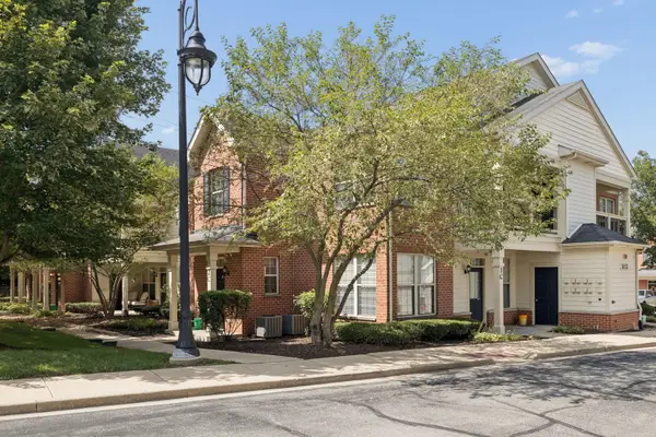 1032 Swift Road #1B, Glen Ellyn, IL 60137