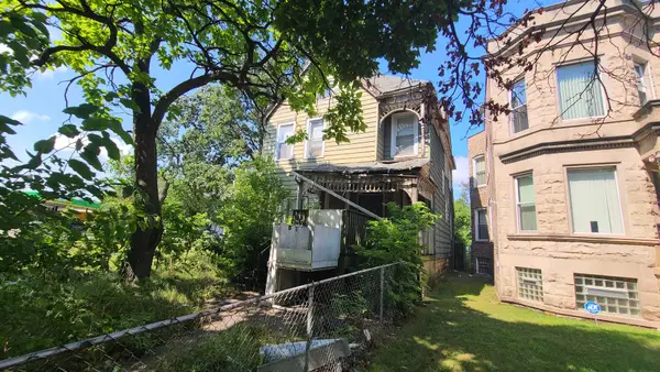 7048 S Perry Avenue, Chicago, IL 60621