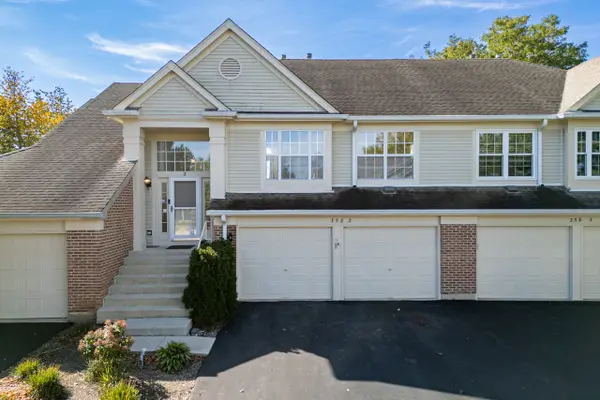 358 Ashford Circle #2, Bartlett, IL 60103