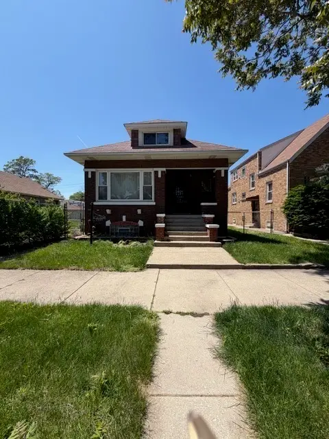 9118 S Ellis Avenue, Chicago, IL 60619