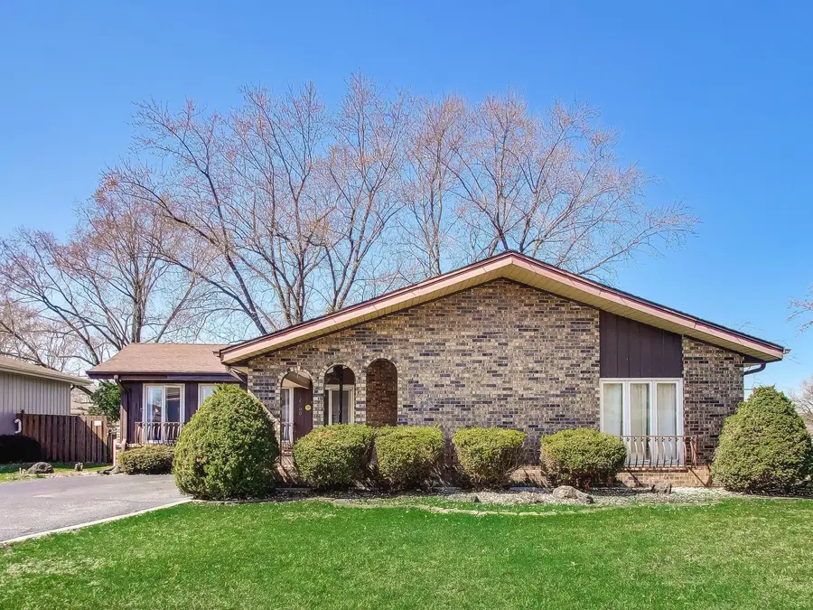 12300 S Austin Avenue, Palos Heights, IL 60463 - #2