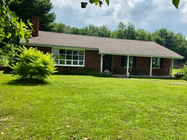 2646 N Farmingdale Road, Pleasant Plains, IL 62677