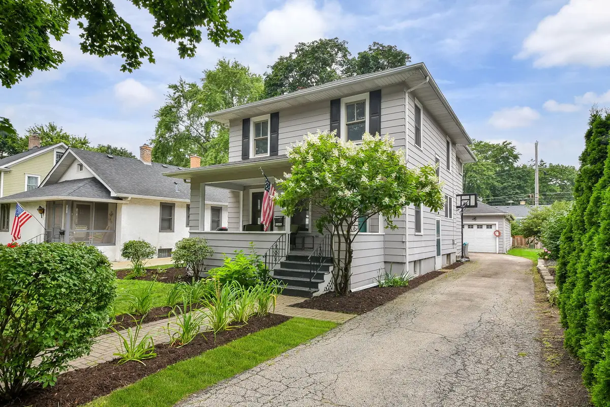 118 Logan Avenue, Geneva, IL 60134 - #1