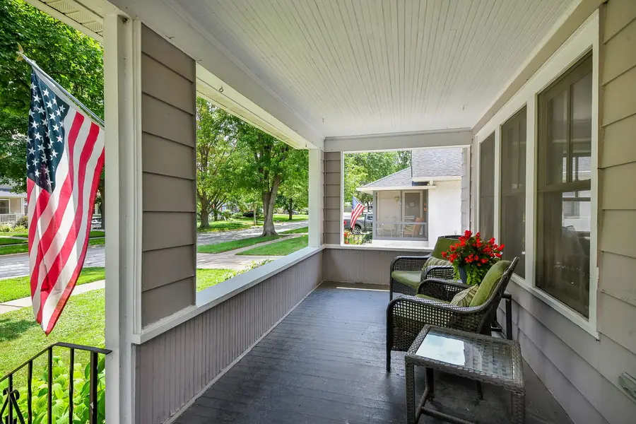118 Logan Avenue, Geneva, IL 60134 - #3