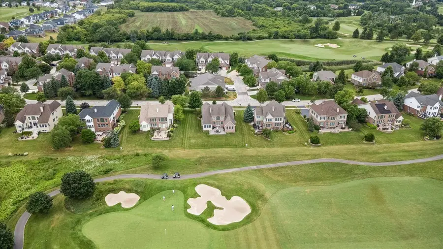 24 Tournament Drive S, Hawthorn Woods, IL 60047 - #3