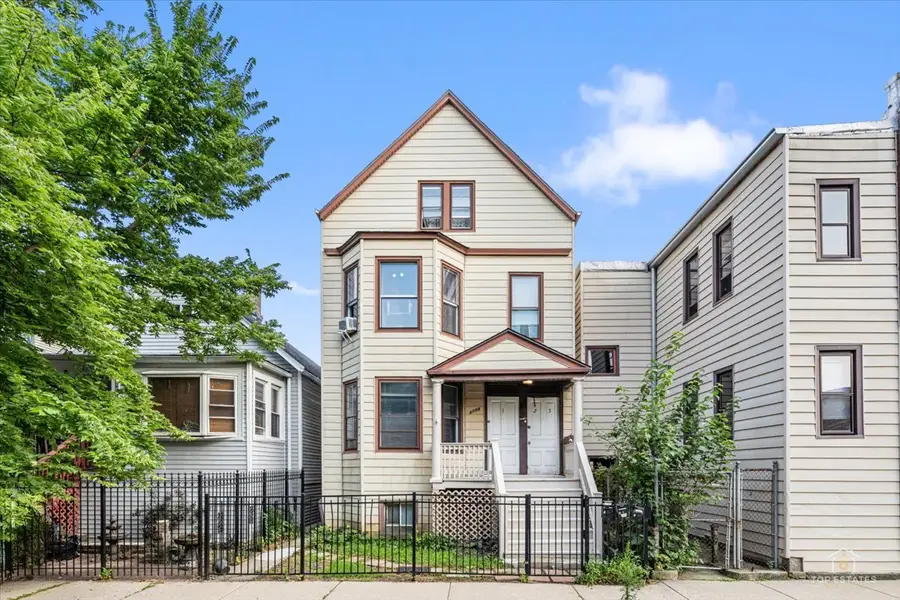 3753 W Lyndale Street, Chicago, IL 60647 - #2