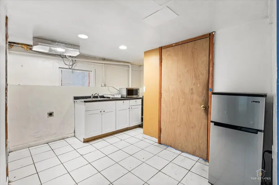 3753 W Lyndale Street, Chicago, IL 60647 - #3