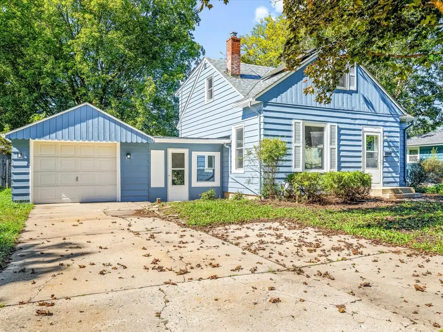 407 Glendale Avenue, Rockford, IL 61108 - #3
