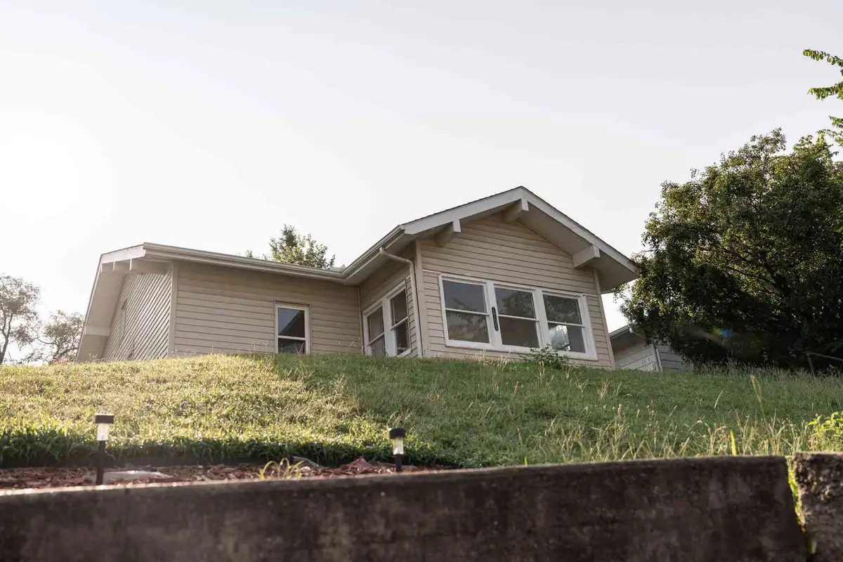 1705 5th Street, Rock Island, IL 61201 - #1