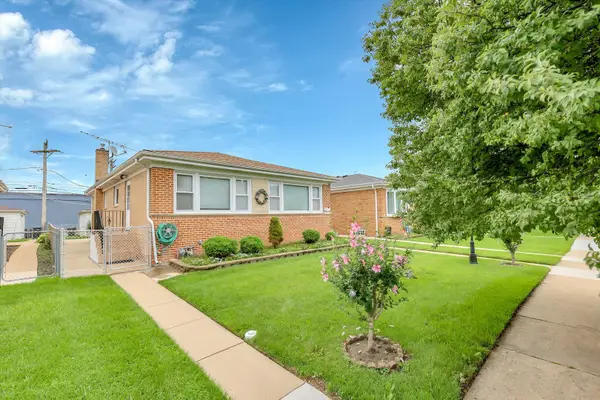 8133 Hamlin Avenue, Skokie, IL 60076