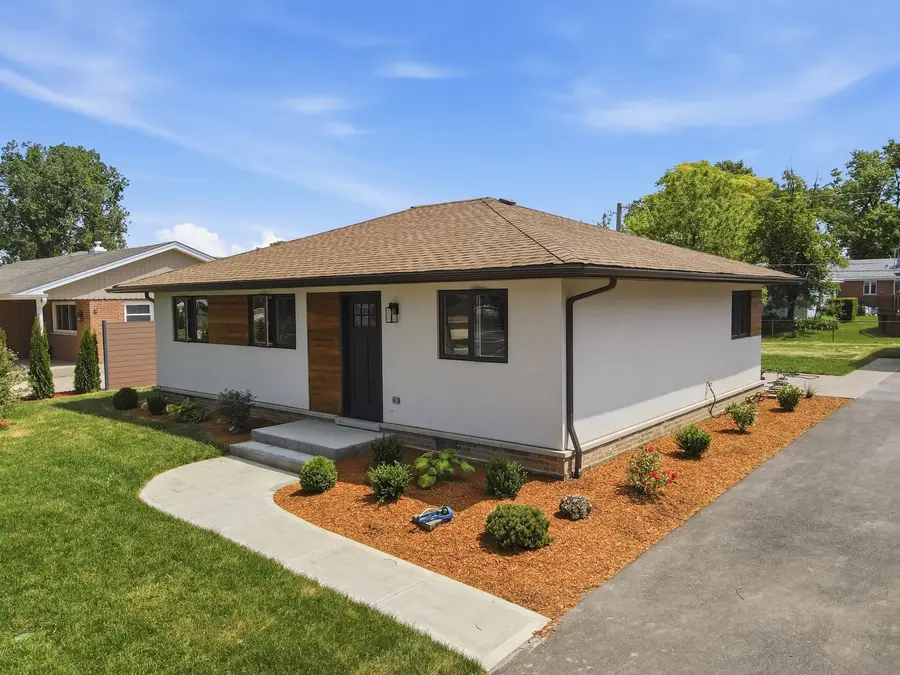 10409 S 82 Avenue, Palos Hills, IL 60465 - #2