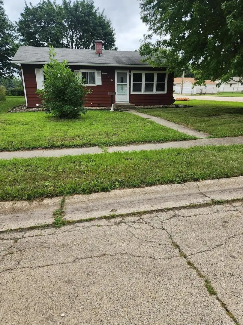 1702 19th Avenue, Sterling, IL 61081 - #2