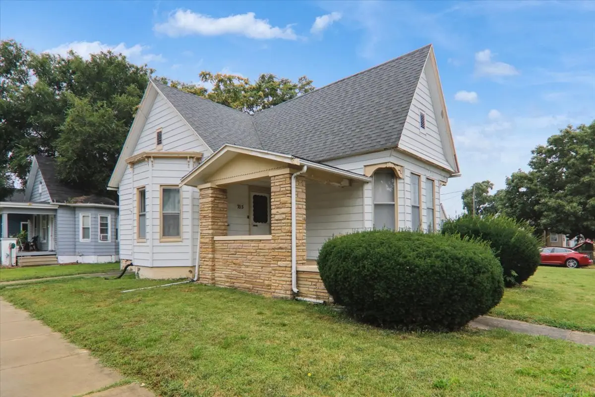 703 S Morris Avenue, Bloomington, IL 61701 - #1