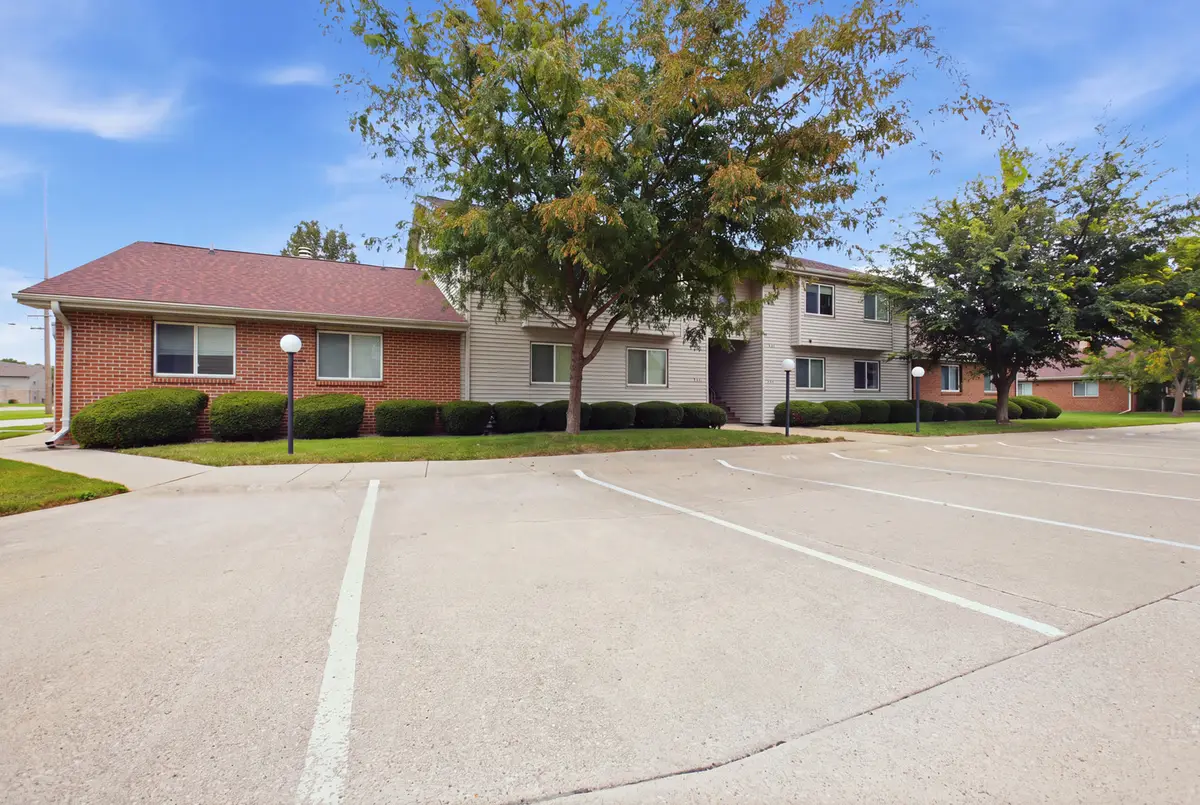 904 Kara Drive #904, Champaign, IL 61822 - #1
