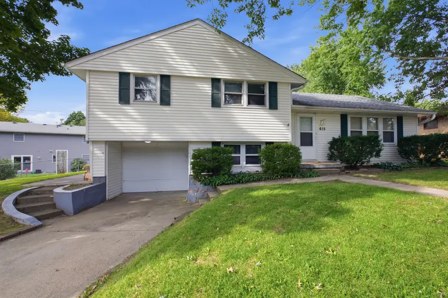 615 Richards Lane, Champaign, IL 61820 - #3
