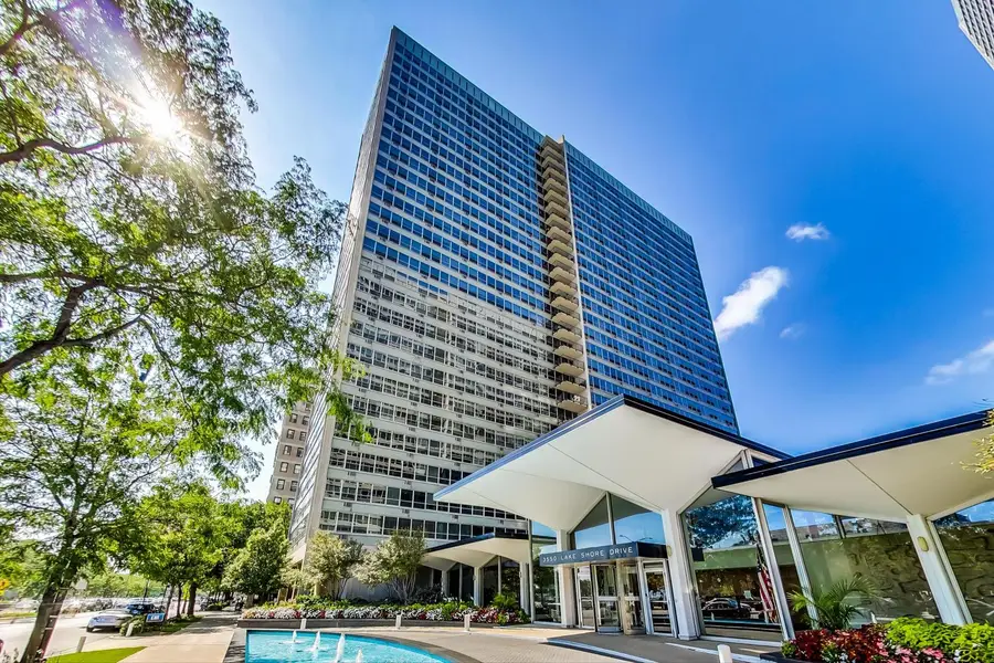 3550 N Lake Shore Drive #2707, Chicago, IL 60657 - #2