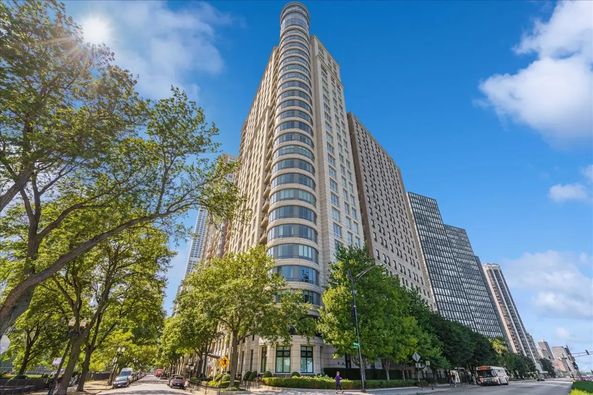 840 N Lake Shore Drive #1803, Chicago, IL 60611 - #1