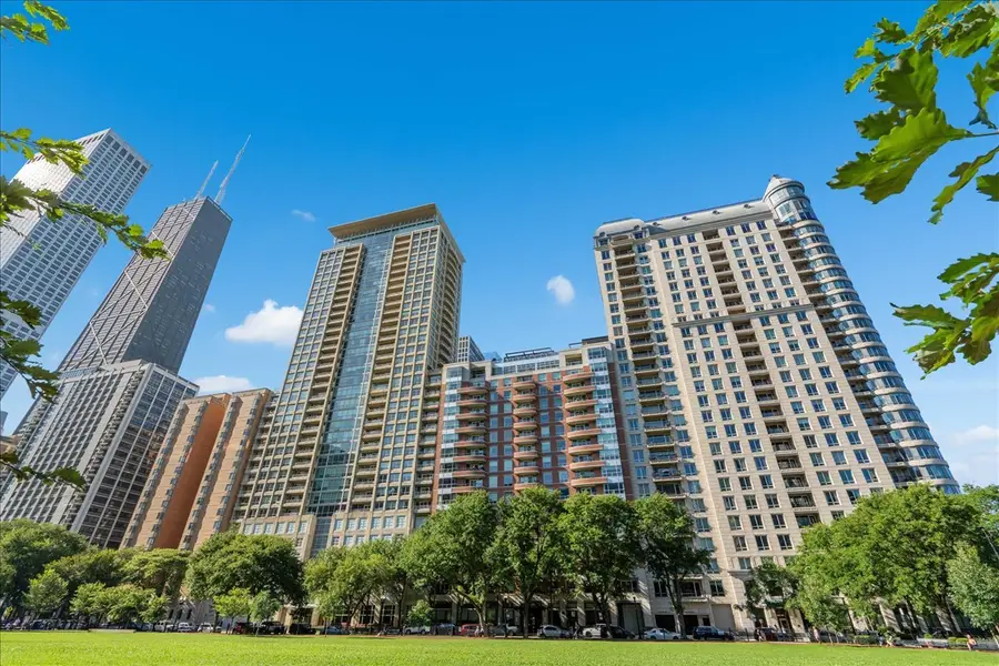 840 N Lake Shore Drive #1803, Chicago, IL 60611 - #3