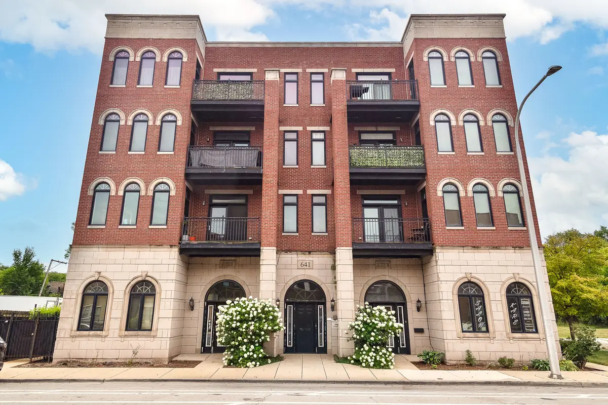 641 E Pershing Avenue #301, Chicago, IL 60653 - #1