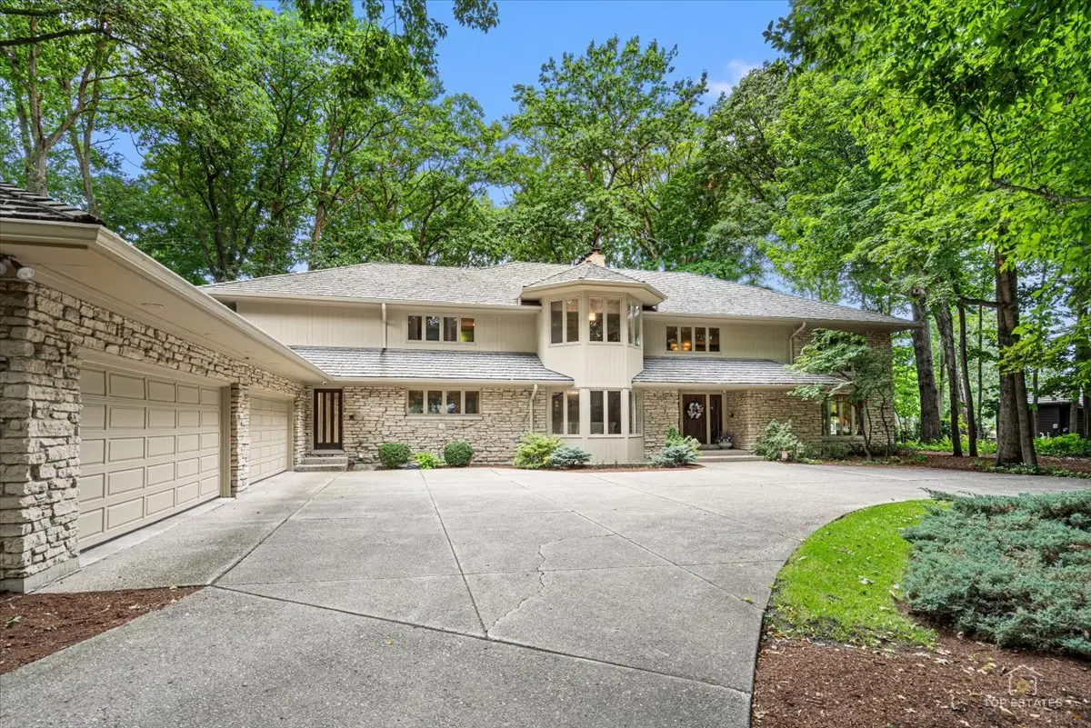 1725 Persimmon Drive, Saint Charles, IL 60174 - #1