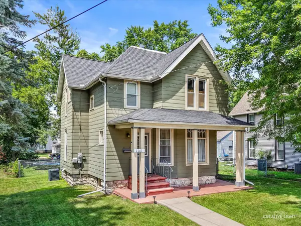 1101 W 4th Street, Dixon, IL 61021