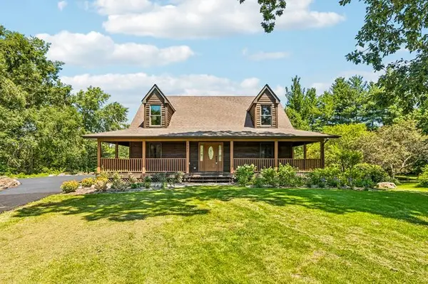 1921 Annettes Circle, Sugar Grove, IL 60554