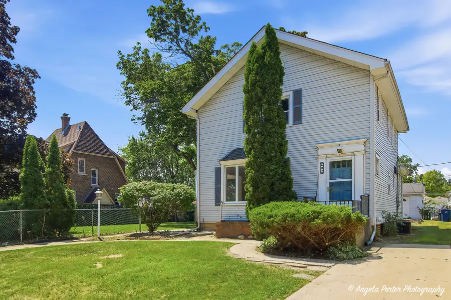 602 Judge Avenue, Waukegan, IL 60085 - #2