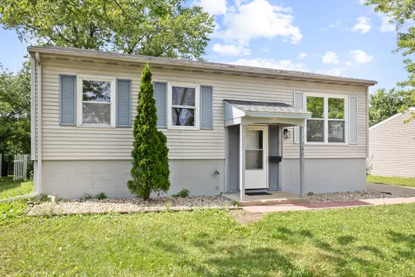 206 Ridge Circle, Streamwood, IL 60107
