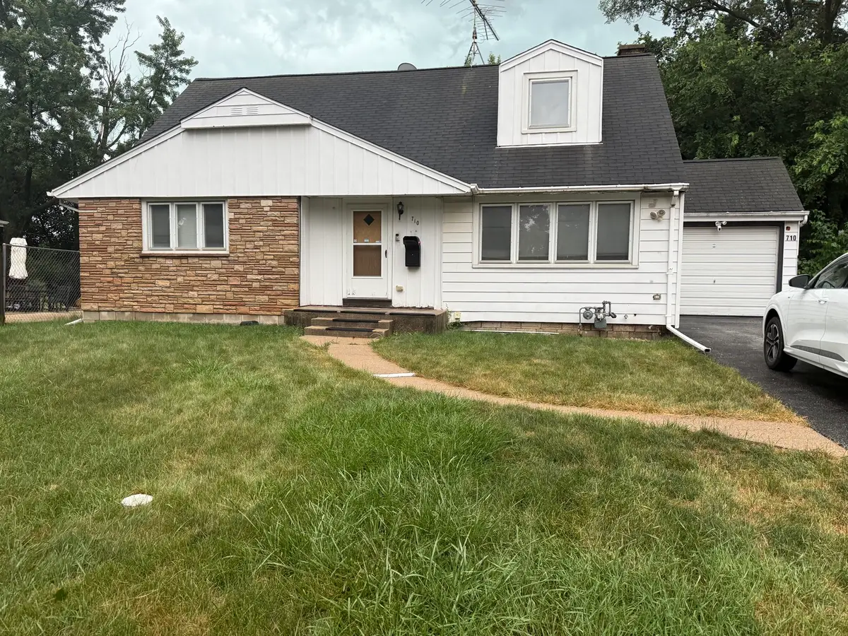 710 Algonquin Avenue, Bensenville, IL 60106 - #1