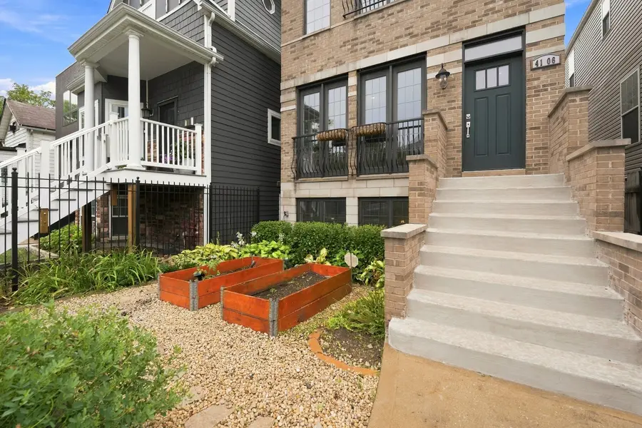 4106 N Saint Louis Avenue, Chicago, IL 60618 - #3