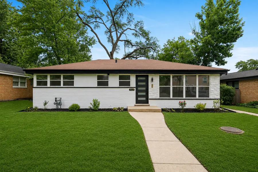 9513 Lowell Avenue, Skokie, IL 60076 - #2
