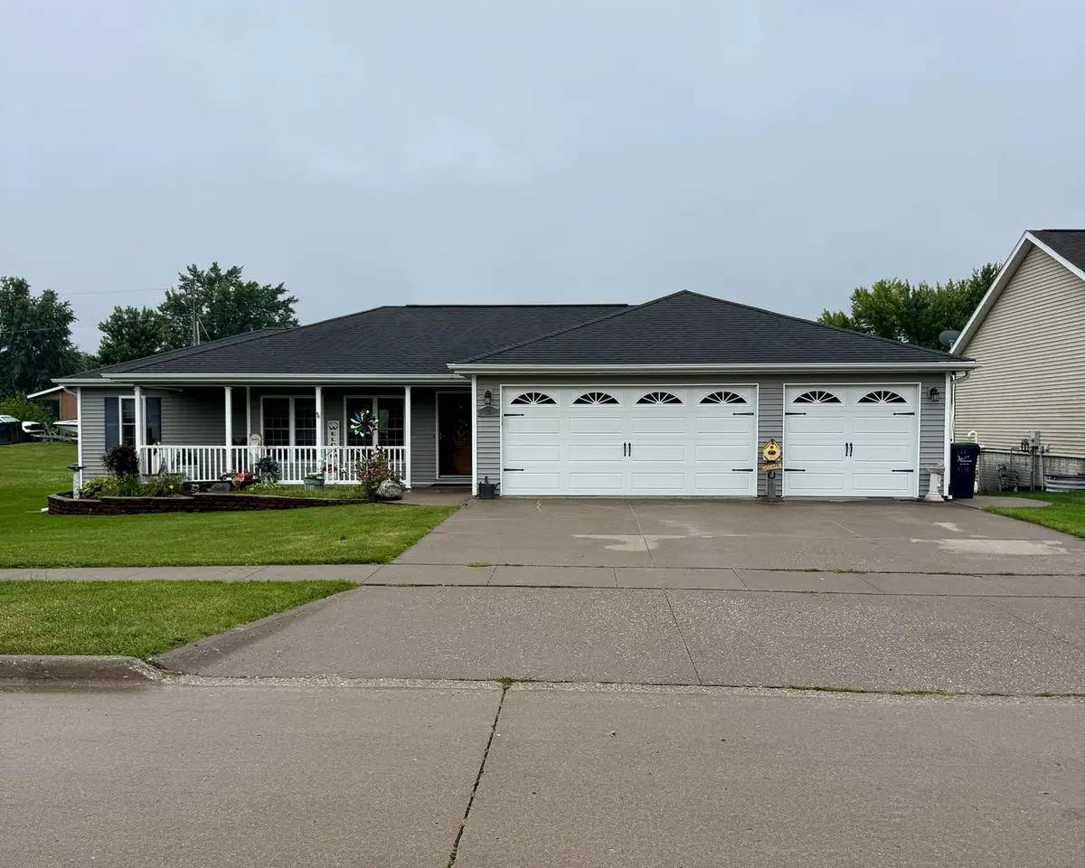 300 York Street, Wilton, IA 52778 - #1
