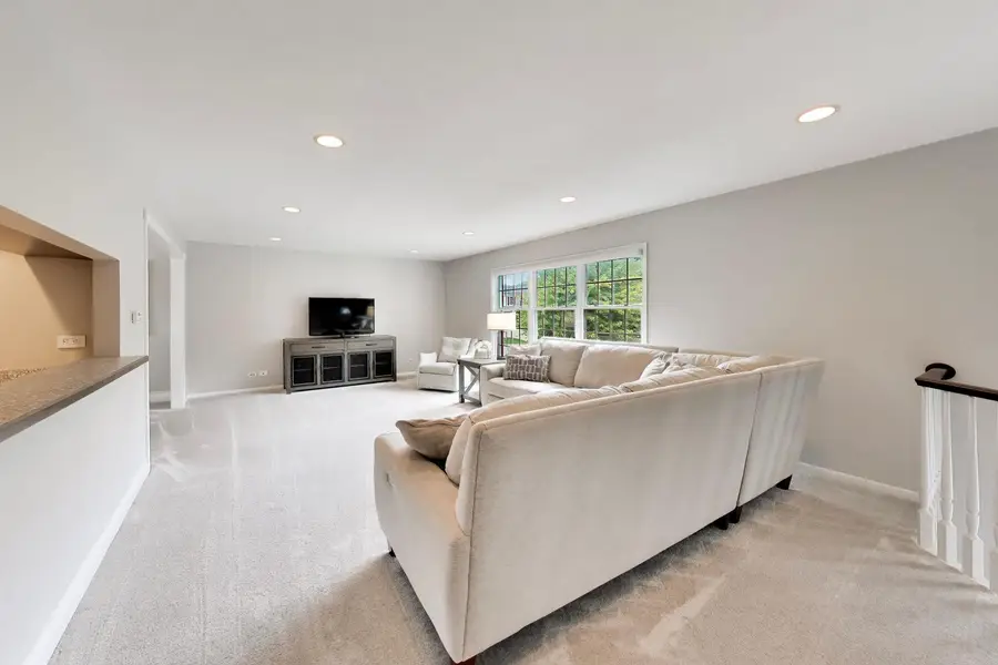 955 W Gilbert Road, Palatine, IL 60067 - #3