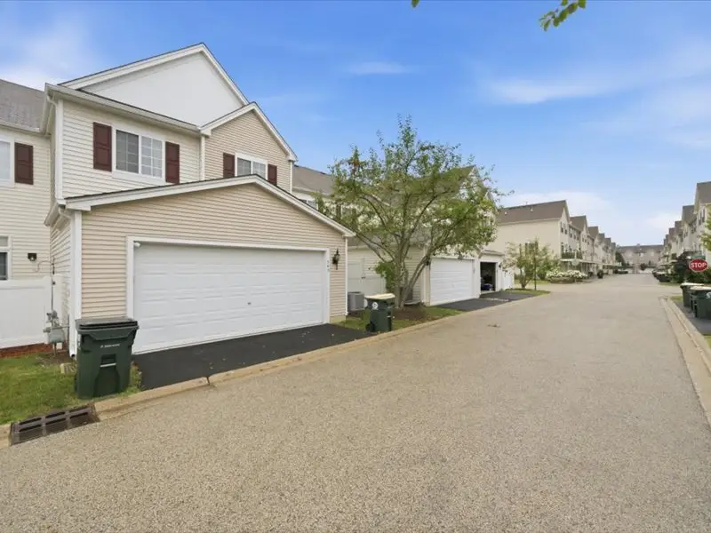 543 Topeka Drive, Grayslake, IL 60030 - #2