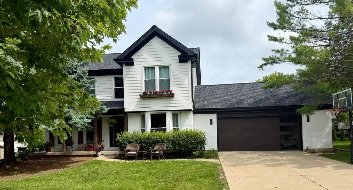 1127 Yorkshire Drive N, Sycamore, IL 60178 - #1