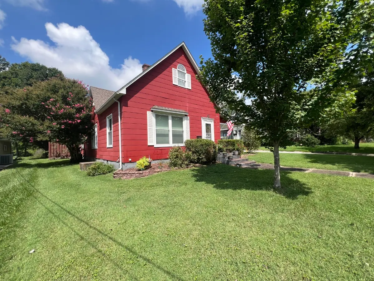 520 S Market Street, Marion, IL 62959 - #1