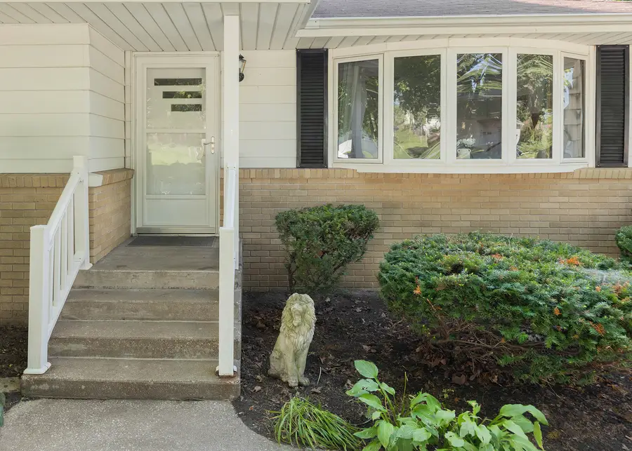 231 Hillcrest Drive, Geneseo, IL 61254 - #3