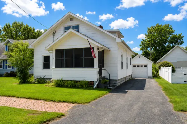 207 16th Avenue, Sterling, IL 61081
