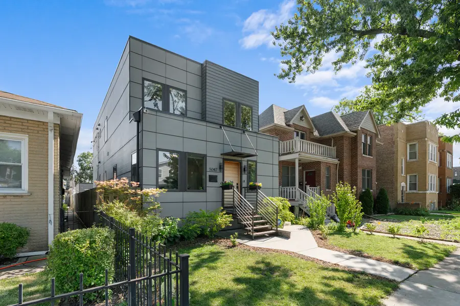 5047 W Winnemac Avenue, Chicago, IL 60630 - #2