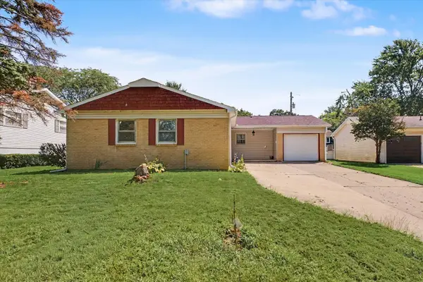 1004 Frank Drive, Champaign, IL 61821
