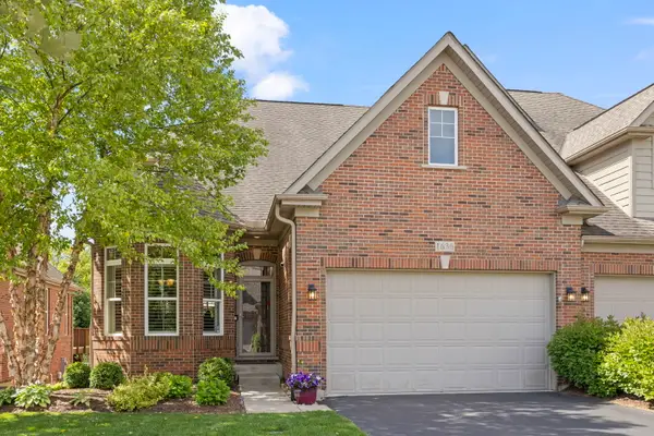 1636 Castle Lawn Court, Naperville, IL 60565