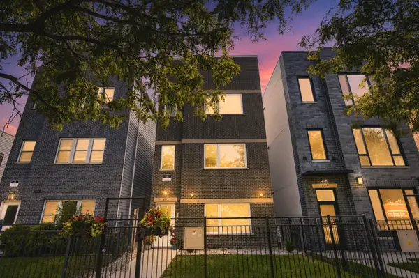 4053 S Prairie Avenue, Chicago, IL 60653