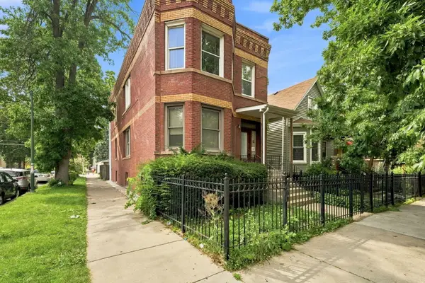 4100 N Kimball Avenue, Chicago, IL 60618
