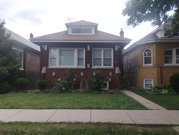 5829 S Sawyer Avenue, Chicago, IL 60629