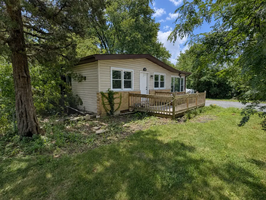 2039 Cherry Avenue, Hanover Park, IL 60133 - #2