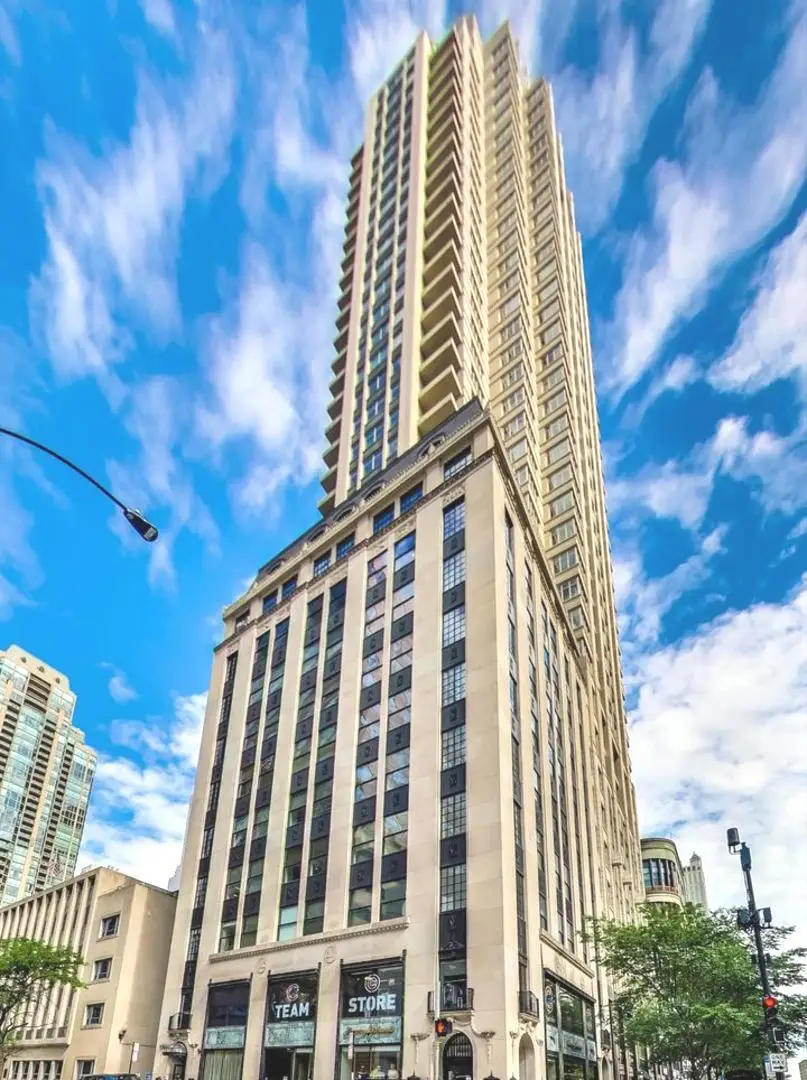 118 E Erie Street #37H, Chicago, IL 60611 - #2