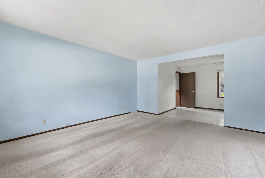 1410 Calvin Street, Davenport, IA 50804 - #3