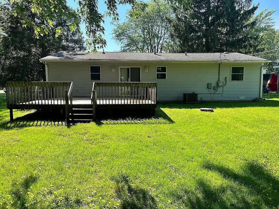 4812 W Howard Street, McHenry, IL 60051 - #3